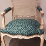 chaise restauré à Issy-les-Moulineaux