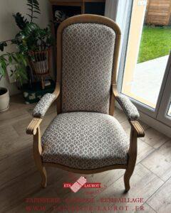 Recouvrement fauteuil voltaire acheres 78 Yvelines #acheres #yvelines #tapissier #artisan #fauteuil