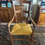 Réfection assise fauteuil en paille Recollage structure bois saint germain en laye 78100 Yvelines #saintgermainenlaye #yvelines #fauteuil #paille #artisan
